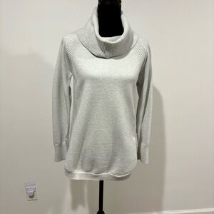 89th & Madison Light Gray Turtleneck Sweater